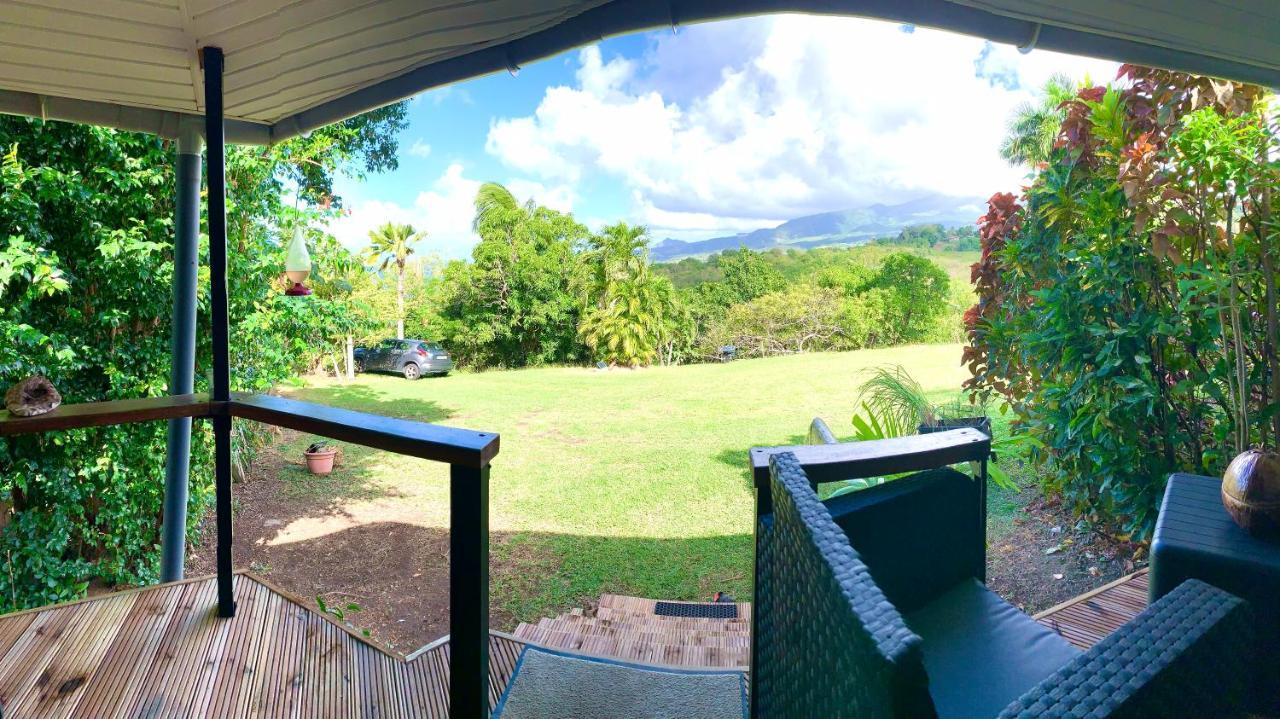 LODGE COLIBRIS vue panoramique mer et montagne pelée , 500 m plage dans un parc , Calme assuré Idéal pour découvrir le nord Caraïbes Le Carbet Exterior foto