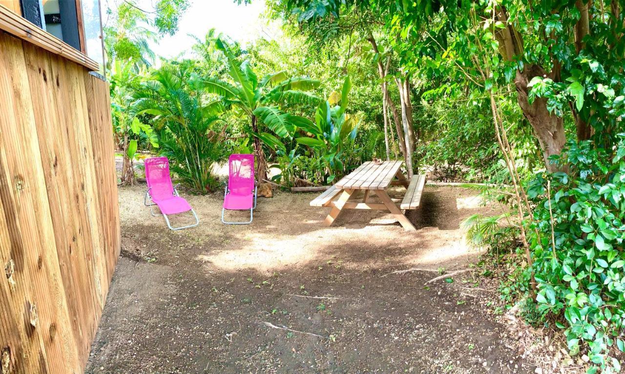 LODGE COLIBRIS vue panoramique mer et montagne pelée , 500 m plage dans un parc , Calme assuré Idéal pour découvrir le nord Caraïbes Le Carbet Exterior foto